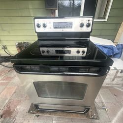 GE stainless stove