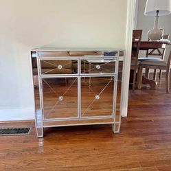 Mirrored Side Table 