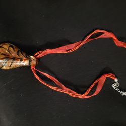 Beautiful Vintage Ribbon Necklace w/ orange Art Glass Pendant (chipped)
