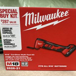 Milwaukee M18 Multitool 
