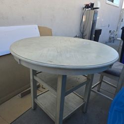 Basic Dining Table