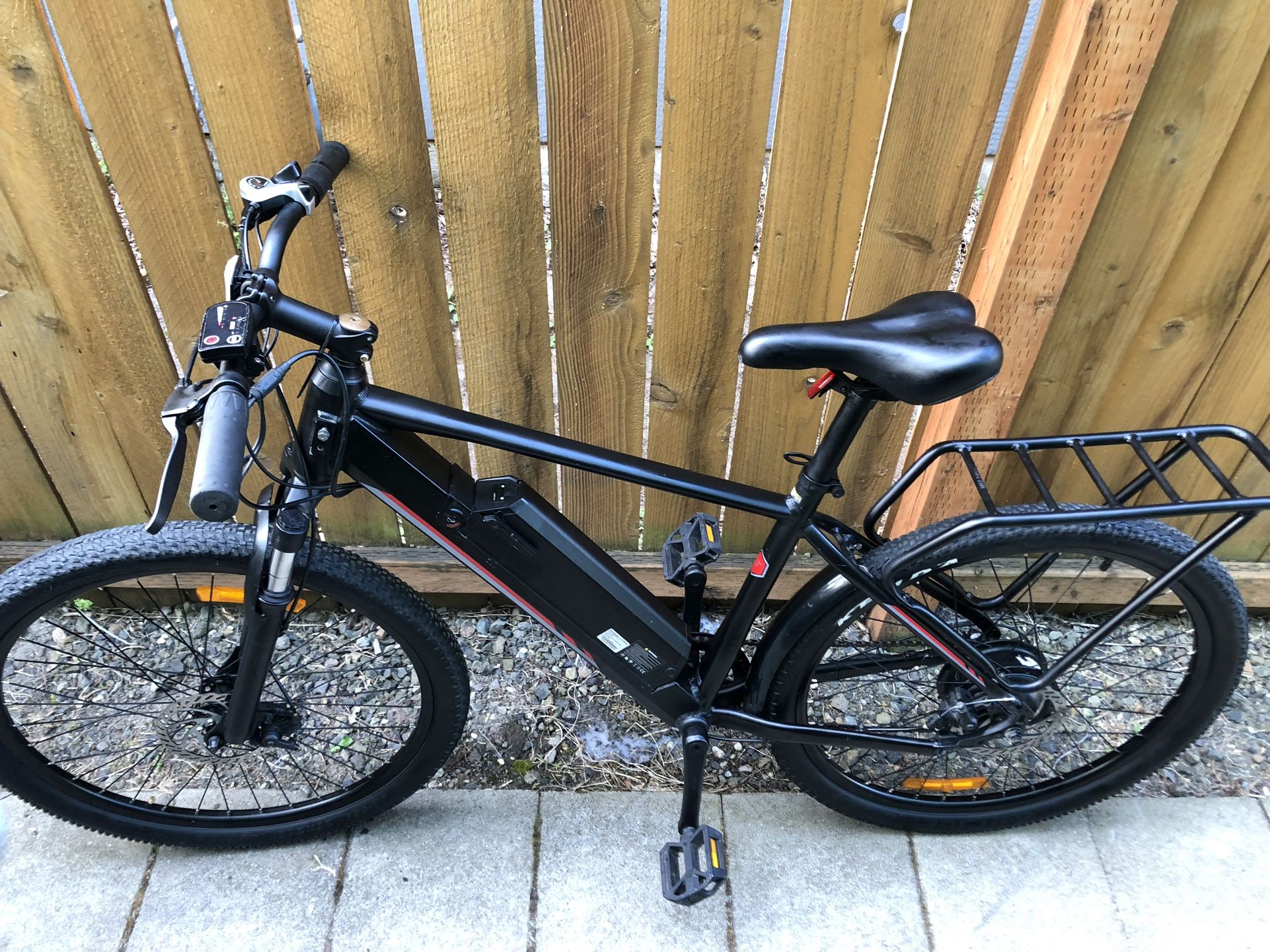 E-bike . KGK 30 mph. With Charger