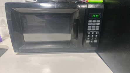 Microwave $40 OBO