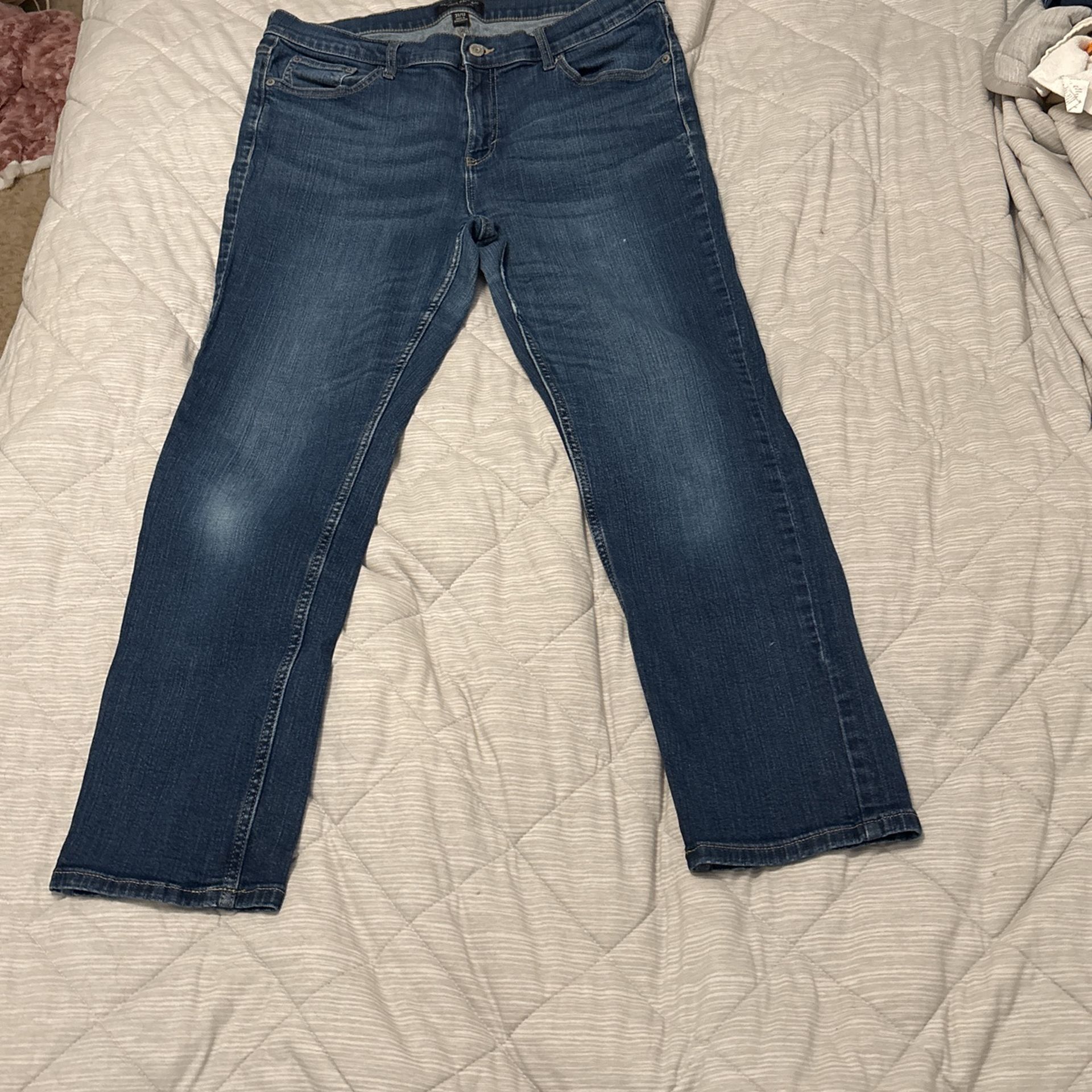 Banana Republic Crop Girlfriend Jeans