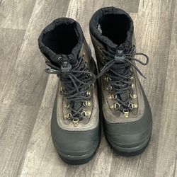SOREL WATERPROOF BOOTS 