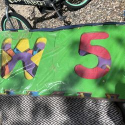  Mat And Blocks Kids 