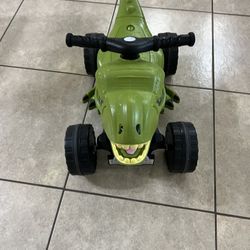 Jurassic World 6V T-Rex Quad with Interactive Play Features