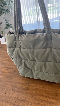 Cozy Olive Green Puffer Tote Bag – 19x14" – Clean, Fall Ready!