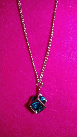 New paparazzi necklace and earring set $5.00 "Box Buster" (blue)