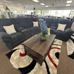 Power Recliner Sectional 