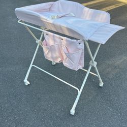 Infans Changing Table 