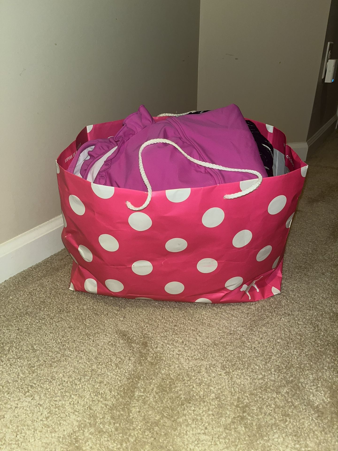 10 Pieces Of Clothing For $10 
