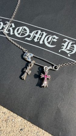 Chrome hearts