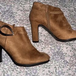 Brown Leather Woman’s Heel Ankle Boots