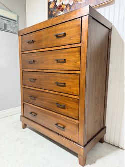 Dresser, Cajonera