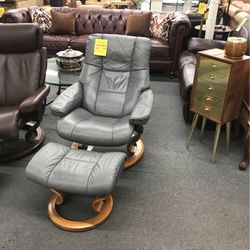 Stress less Chair And Ottoman