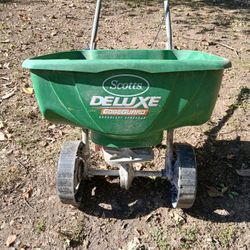 Scott's Broadcast Spreader