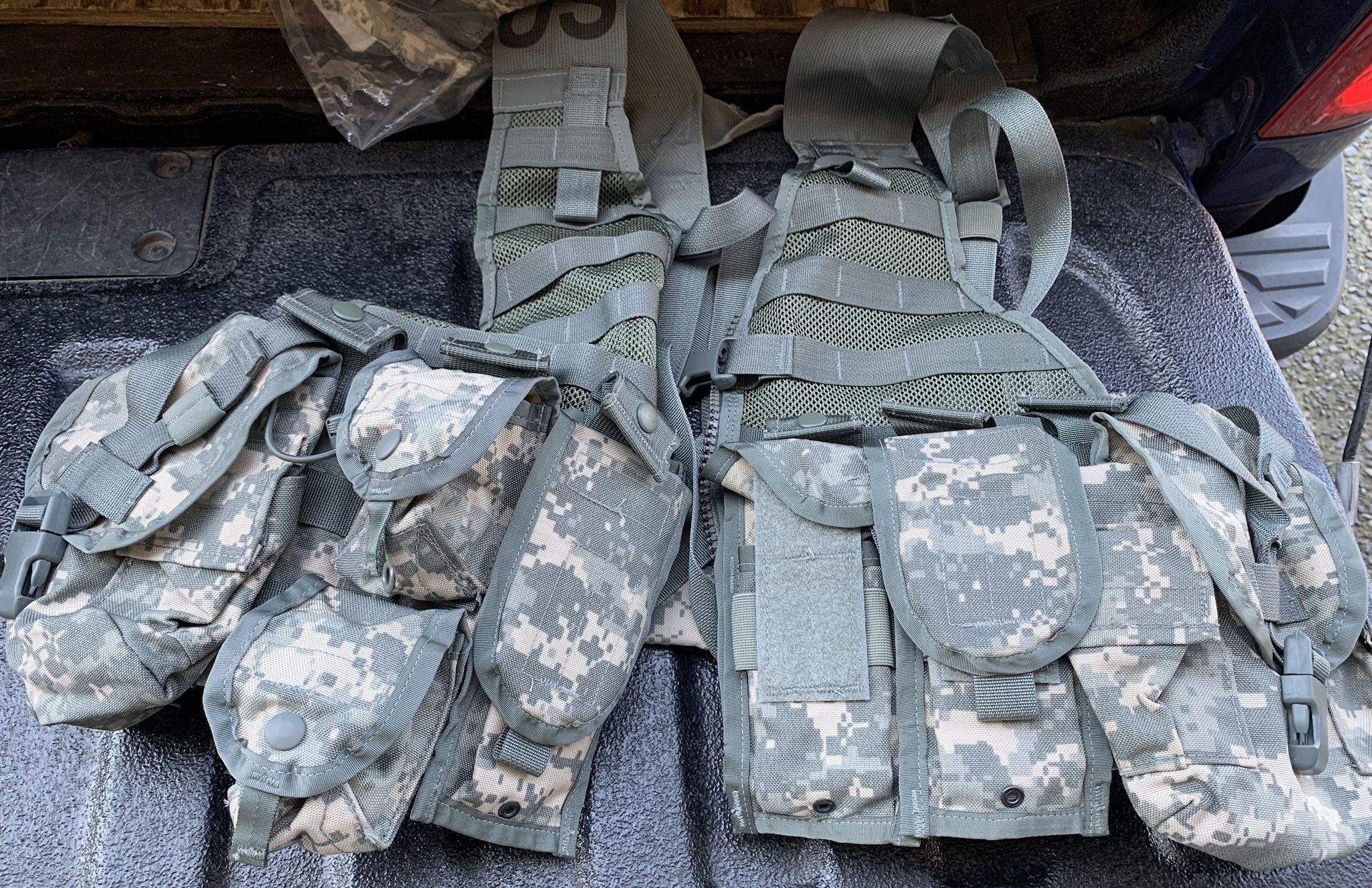 Price Drop - US Army Aircrew Air Warrior Carrier Survival Vest