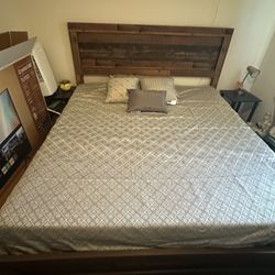 Cal King Bed & Nightstands