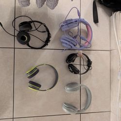 Headphones lot as is