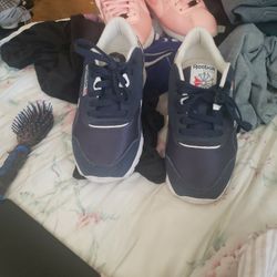 Reebok Blue 7 1/2 6 1/2