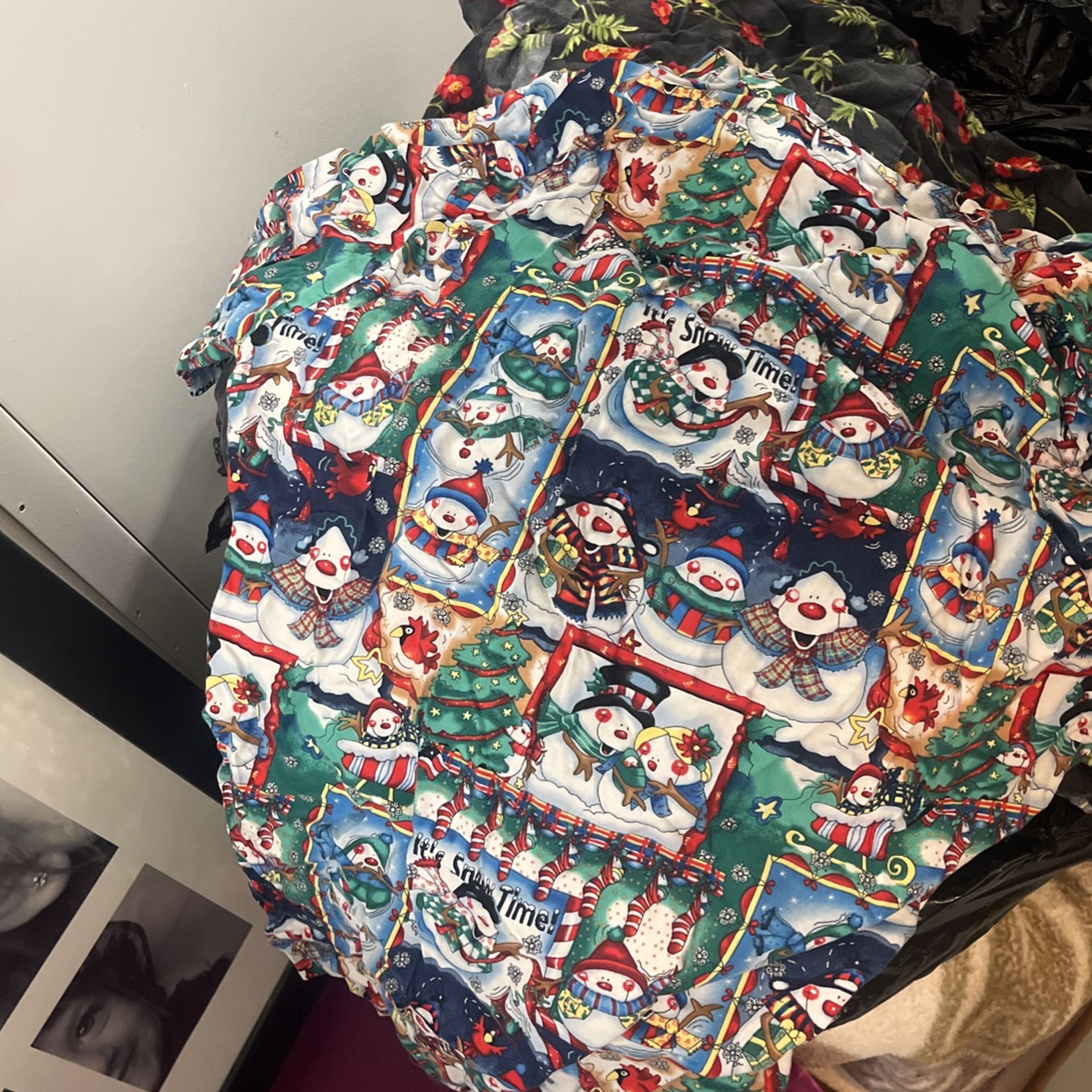 20-50 Scrubs Size Small