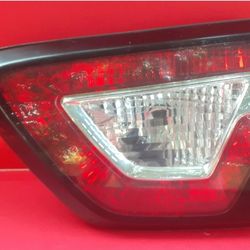2013 2014 2015 2016 2017 OEM CHEVROLET TRAVERSE RH PASSENGER SIDE TAIL LIGHT OEM USED