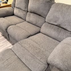 Grey Sofa With Recliner 