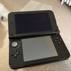 Barely Used Nintendo 3DS XL