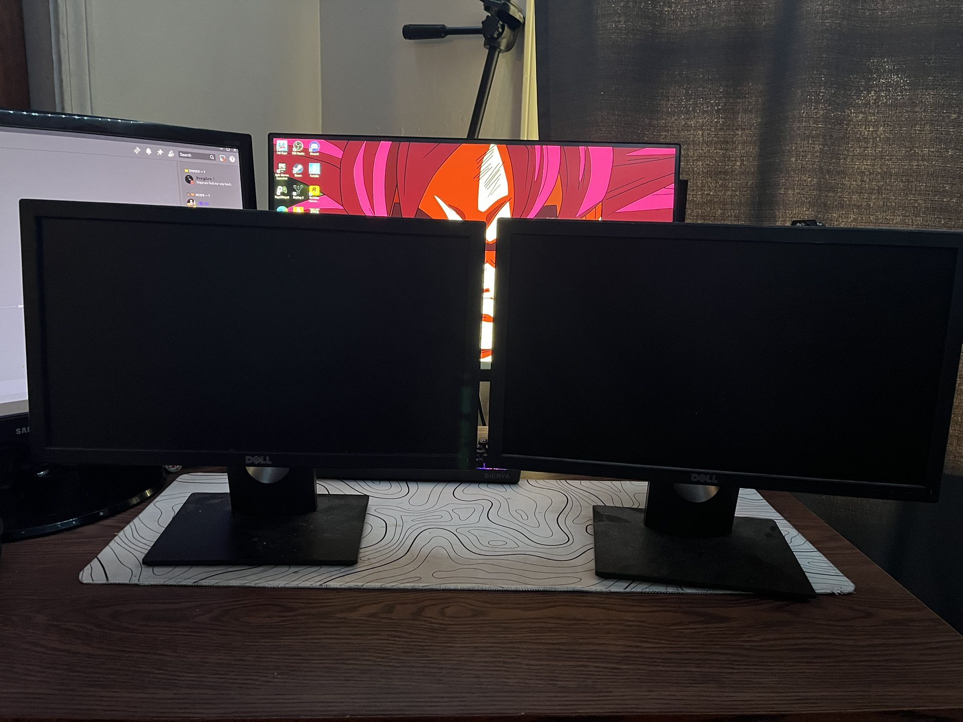 (2) 60fps monitors