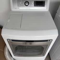 LG 7.3 cu.ft. Ultra Large SteamDryer™ with EasyLoad™ Door