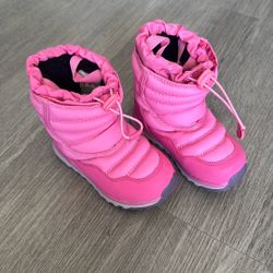 Pink Toddler Girls Snow Boots Size 9