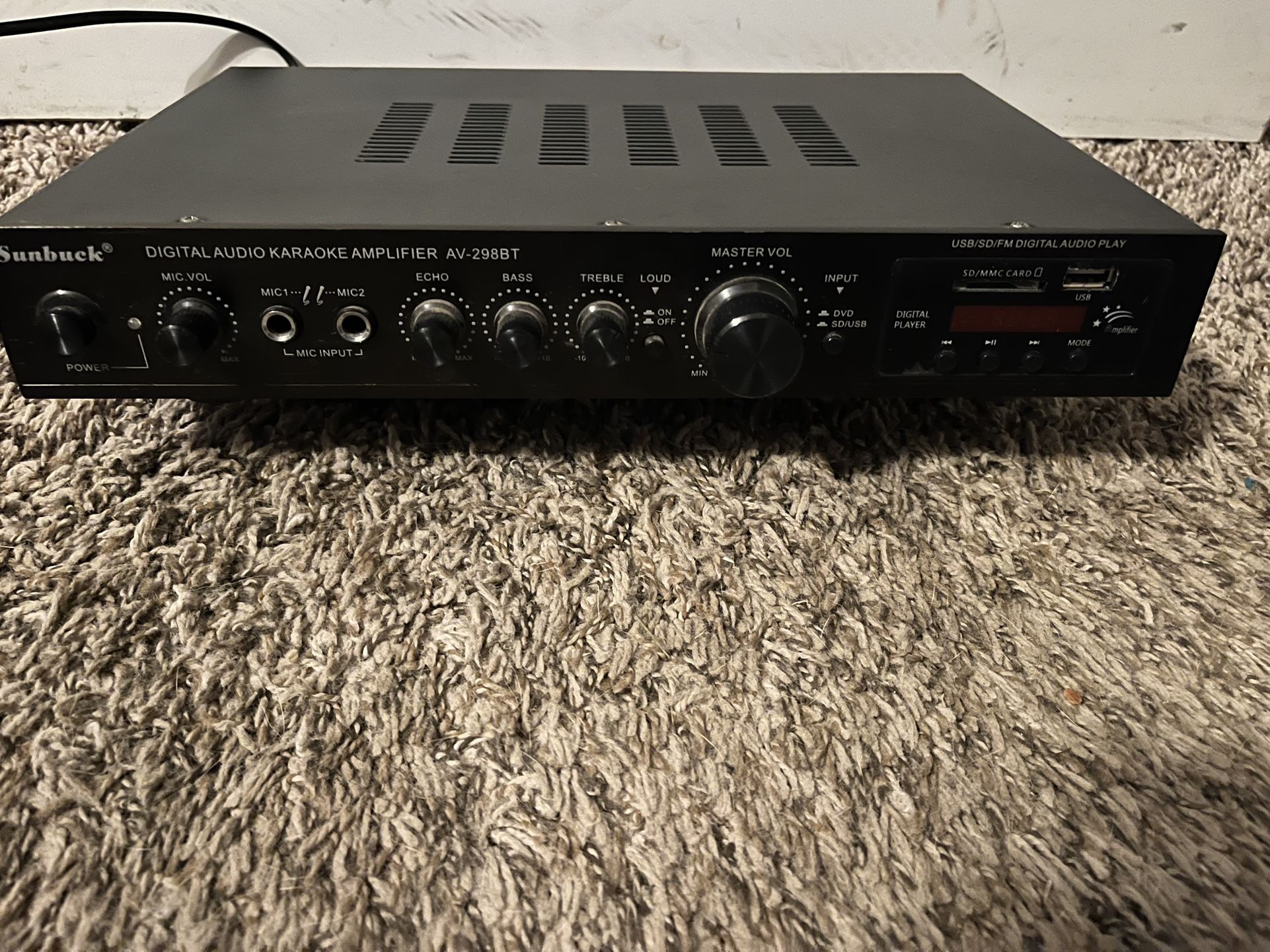 Audio Amplifier Receiver 5 Channel Good For Karaoke Excellent Condition 