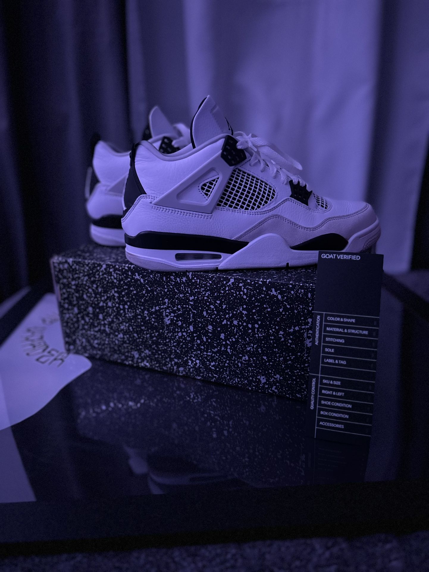 Air Jordan 4 Retro  Military Black