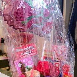 Valentines Basket 