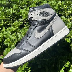 Jordan Retro 1 Shadow