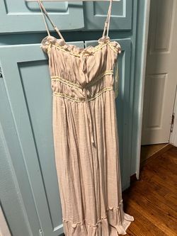 Cream colored maxi dress, size large