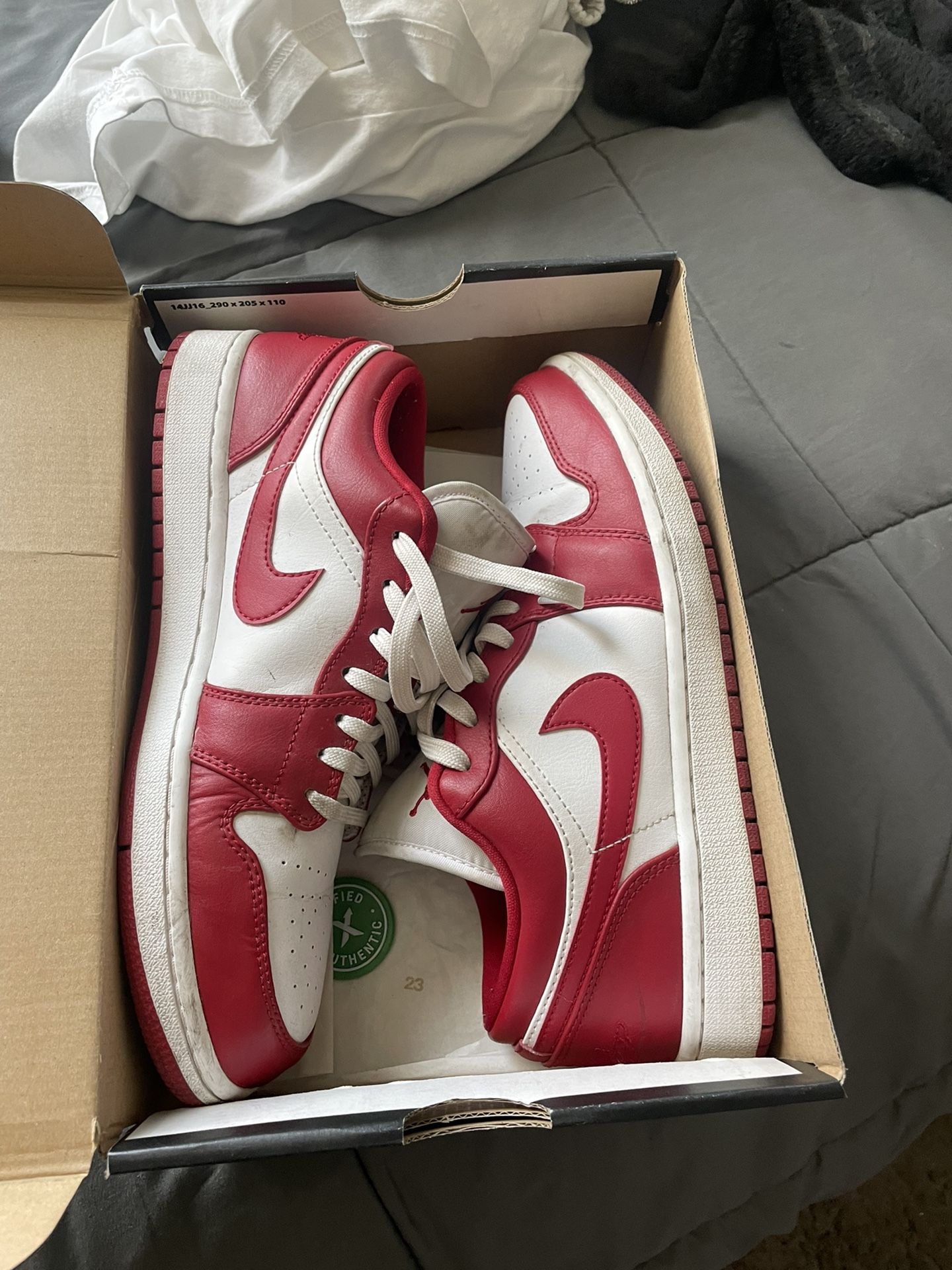 Jordan 1 Low Gym Red