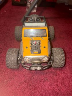 RC Off-Road Truck Yellow 4WD