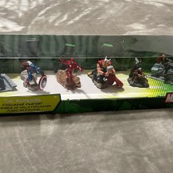 2011 Marvel The Avengers Playset