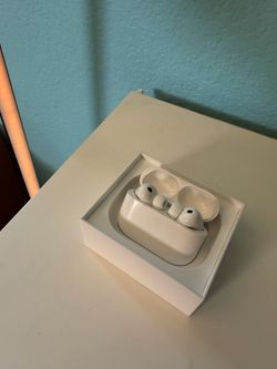 AirPods Pro 3 with Charging Case