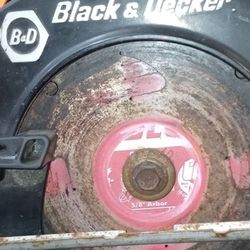 Black And Decker 1 And A Half Hp. Skill Saw