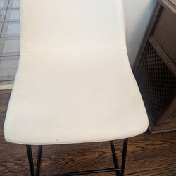 Dining Chair (24" Seat Height)