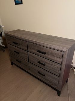 Modern dresser