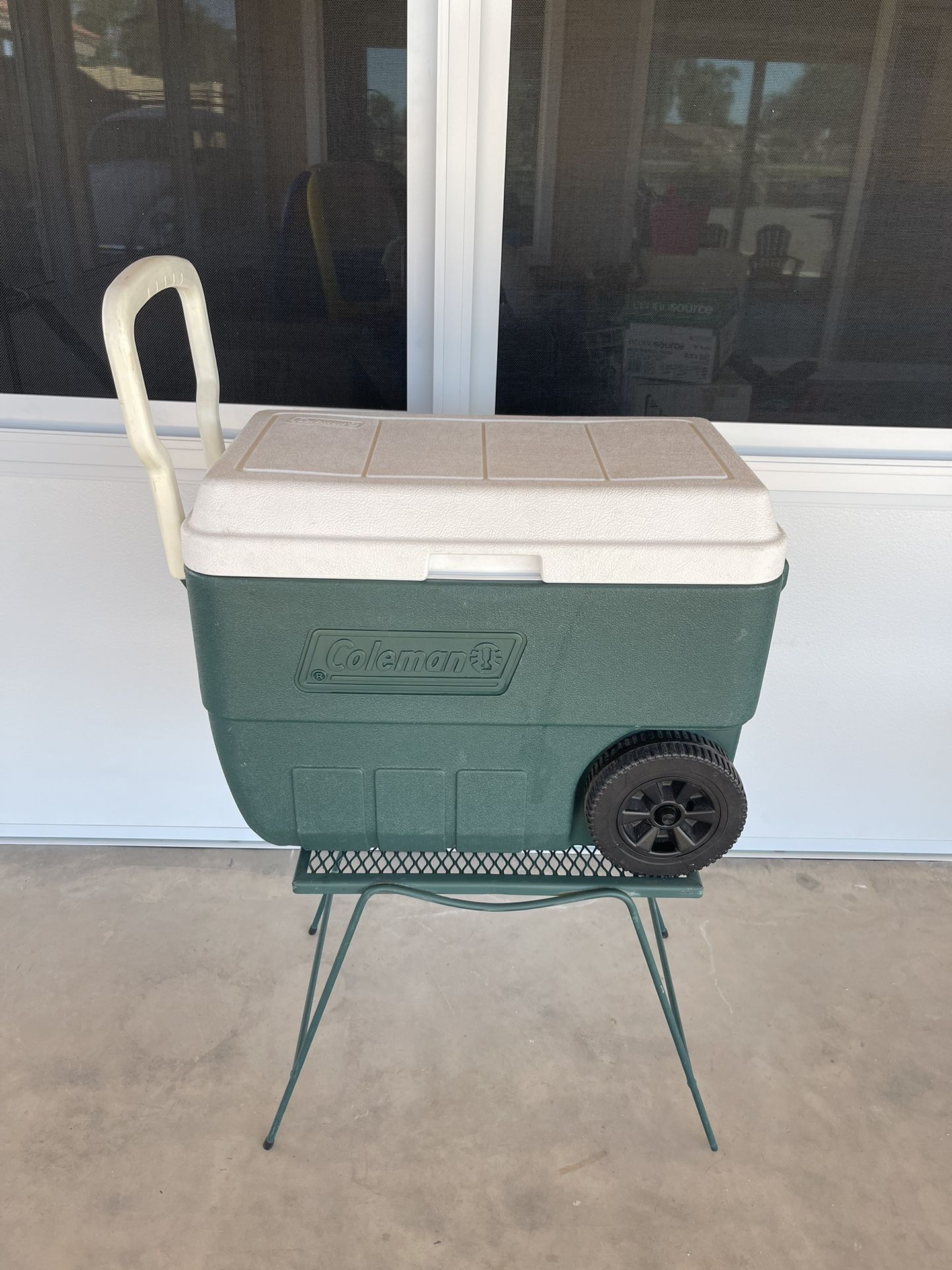 Coleman Cooler On Wheels - Green With Pull Handle In Great Shape