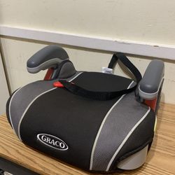 GRACO Booster Seat.  (Manufacture Dater 2018)