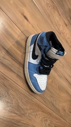 Jordan 1 UNC 