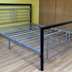 Modern Queen Size Metal Black & Silver Bed Frame 