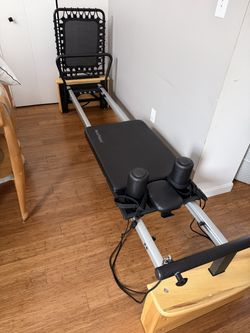 2025 AeroPilates Pro XP 556 Wood Reformer Excellent Condition - Ambridge, PA