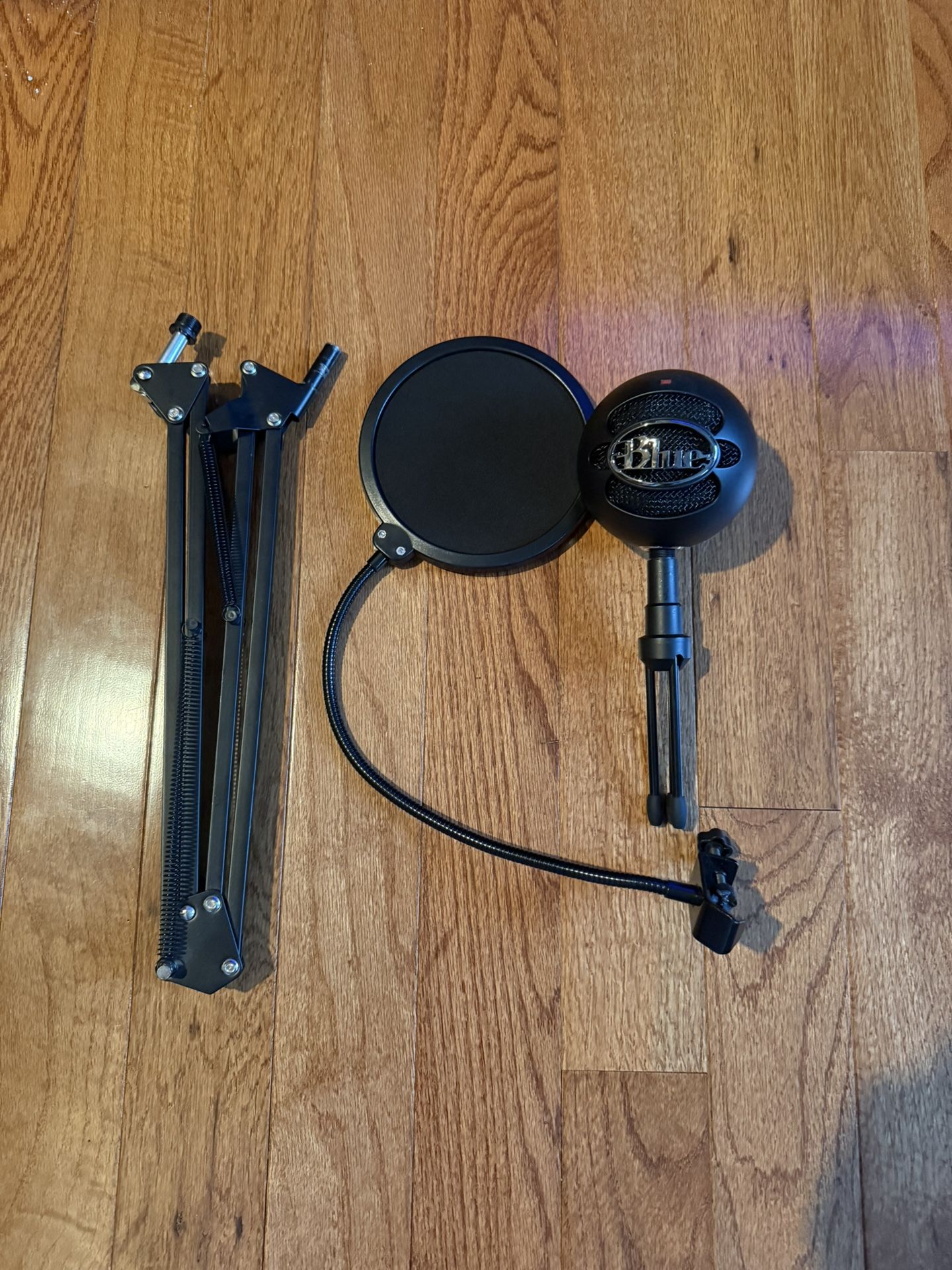 Snowball Mic With Accessories